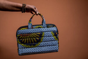 Pochette Ordinateur Matelassée en Tissu Wax